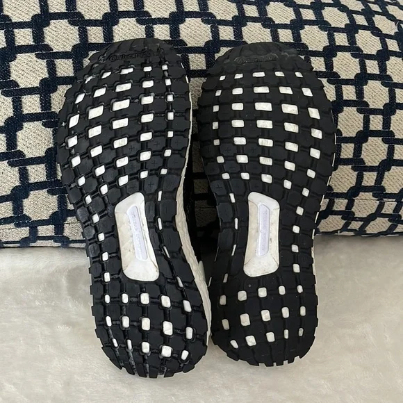 Stella McCartney By ADIDAS ULTRABOOST ALL TERRAIN Tenis Sneakers US 6 - Picture 7 of 15